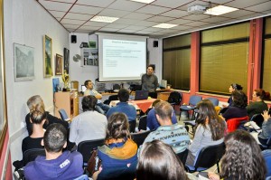 523511_337836673020541_522070886_n